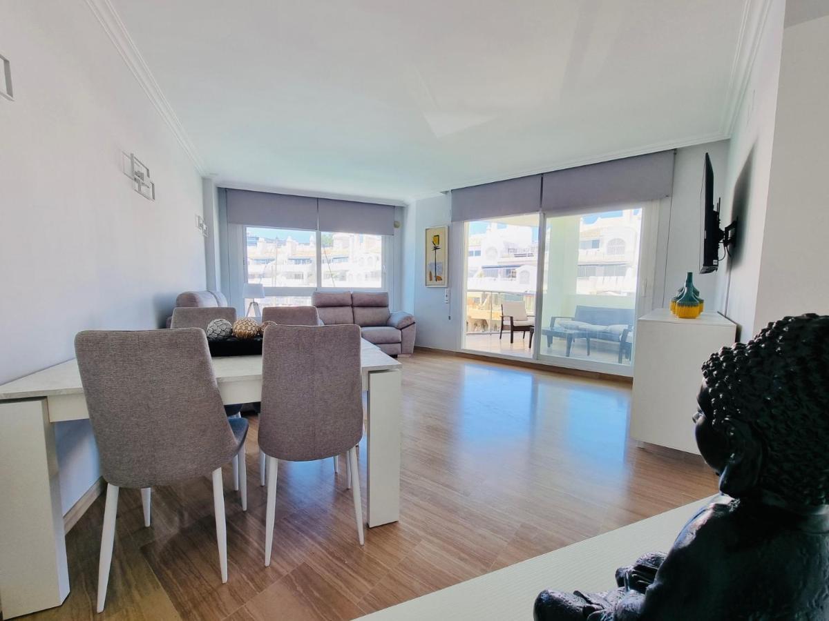 Apartament G&G Isla Marina Puerto Benalmádena Zewnętrze zdjęcie